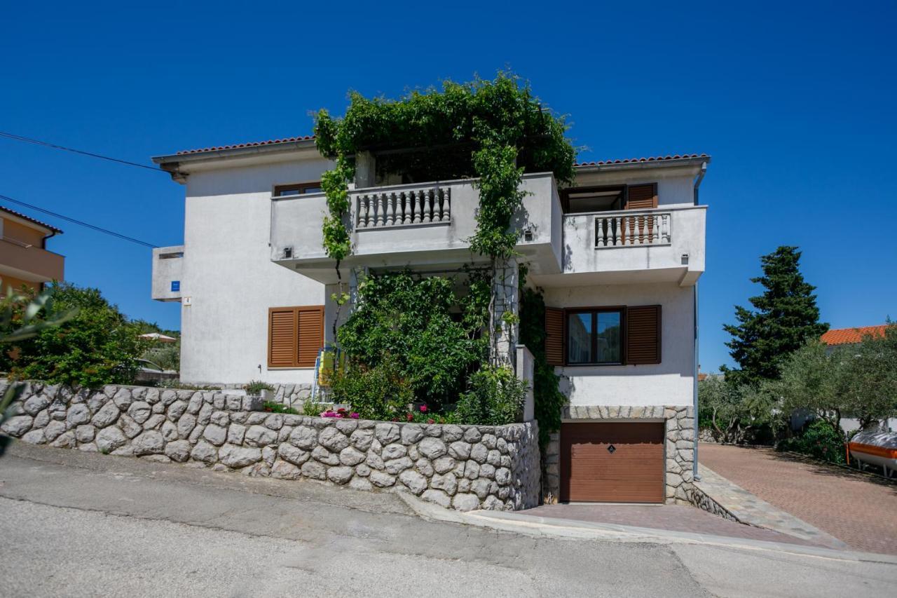 Apartments Jagoda Vrbnik Exterior foto